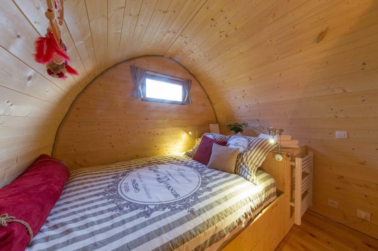 Domaine Saint Claude - Gite , Chambres D'Hotes & Hebergement Insolite Malleval Exterior photo