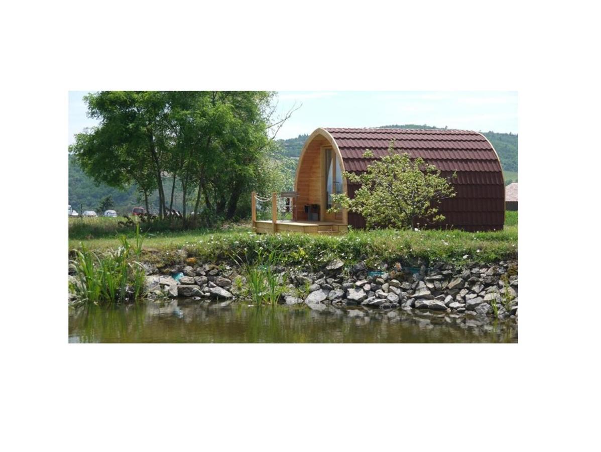 Domaine Saint Claude - Gite , Chambres D'Hotes & Hebergement Insolite Malleval Exterior photo